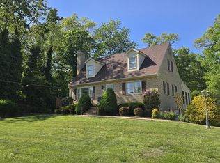 1003 Apache Ct, Covington, VA 24426
