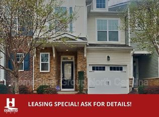 365 Roberts Ridge Dr, Cary, NC 27513