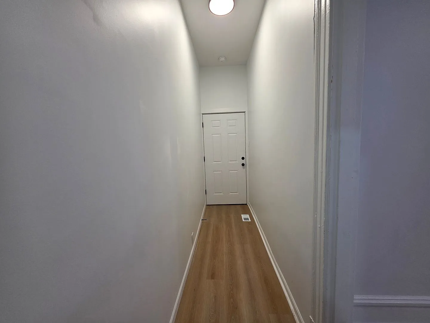 4 E McIntyre Ave Unit 1 photo 1