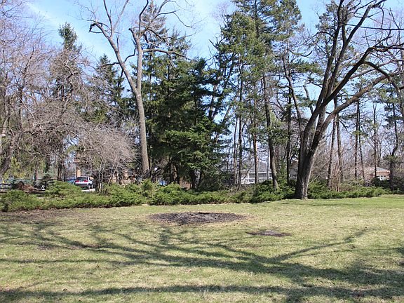 2nd image of 34110 N South Circle Dr