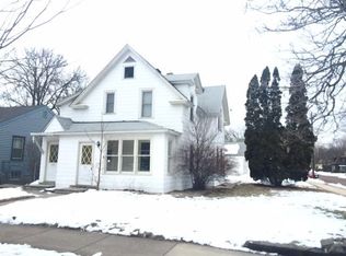 201 8th Ave N, Hopkins, MN 55343