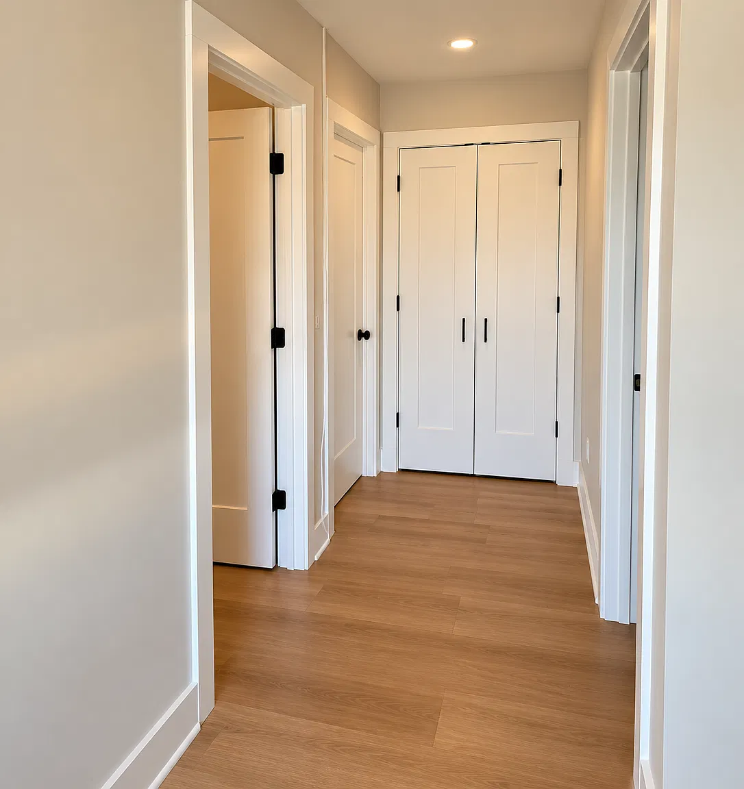 3 bed, 2.5 bath, 2200 sqft, $3,100 — Photo 2