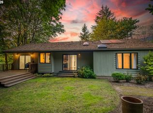 1610 Lee St, Lake Oswego, OR 97034
