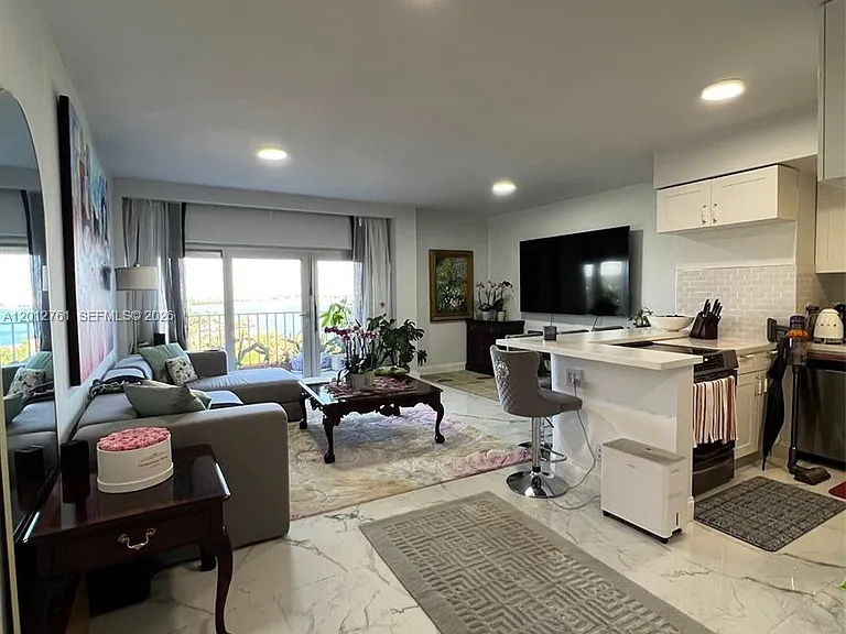 880 NE 69th St #11M — Photo 10