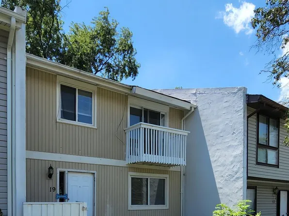 19 Wedgedale Dr, Sterling, VA 20164