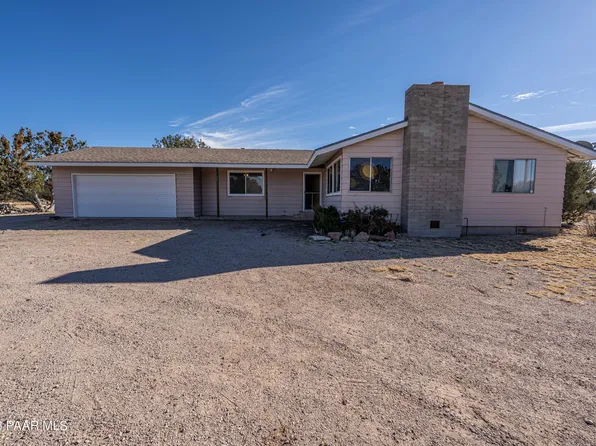 53791 N Mesa Dr, Seligman, AZ 86337