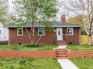 1906 Newman Rd, Henrico, VA 23231