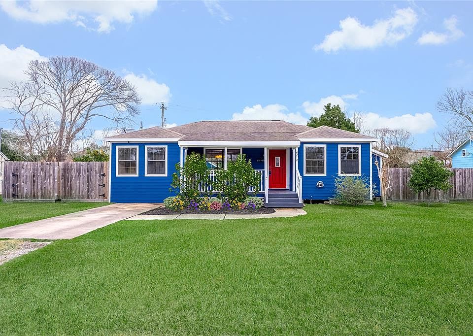 1st image of 2310 Oaklawn Dr
