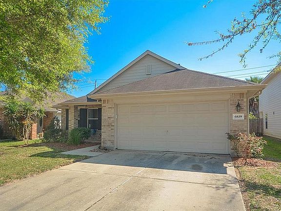 4th image of 6839 Arbor Hollow Ln