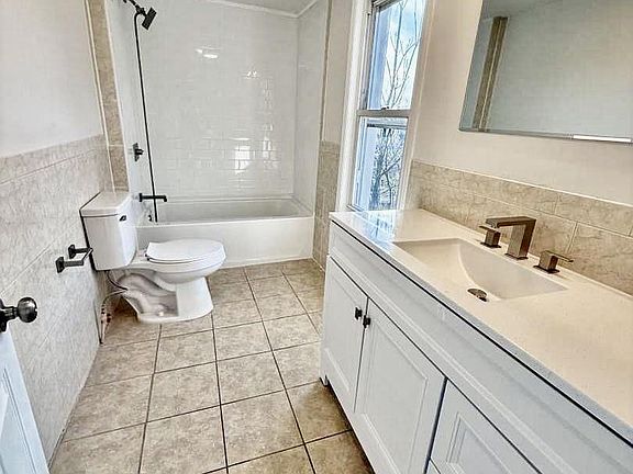 3rd image of 136 Webster St