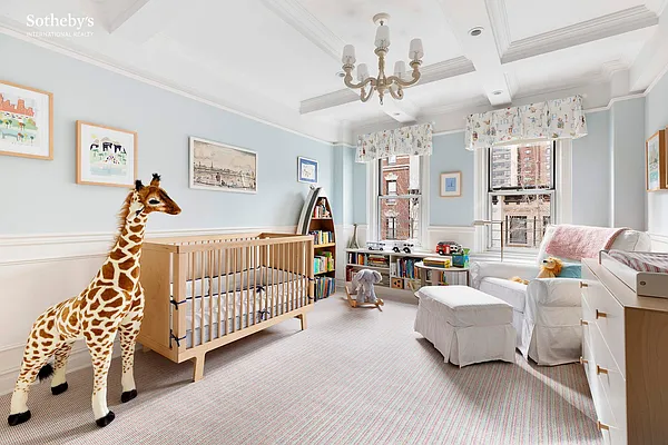 Sold by Sotheby's International Realty | media 1