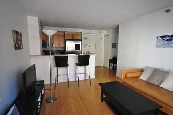 Rented by Corcoran | media 31