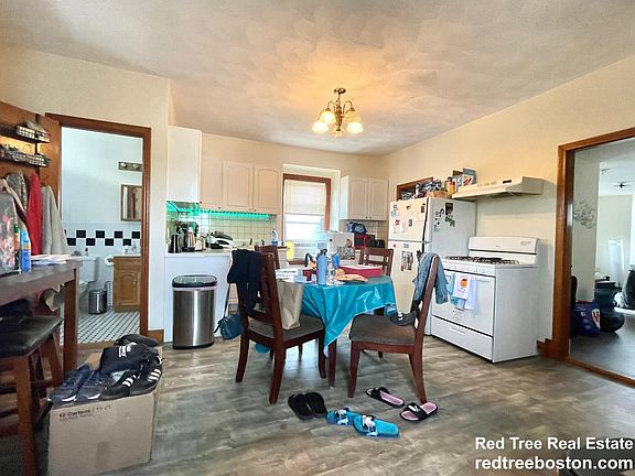 5th image of 98 Franklin St #3