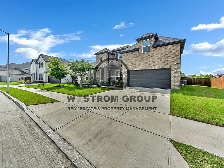 1417 Eagle Feather Way — Photo 2