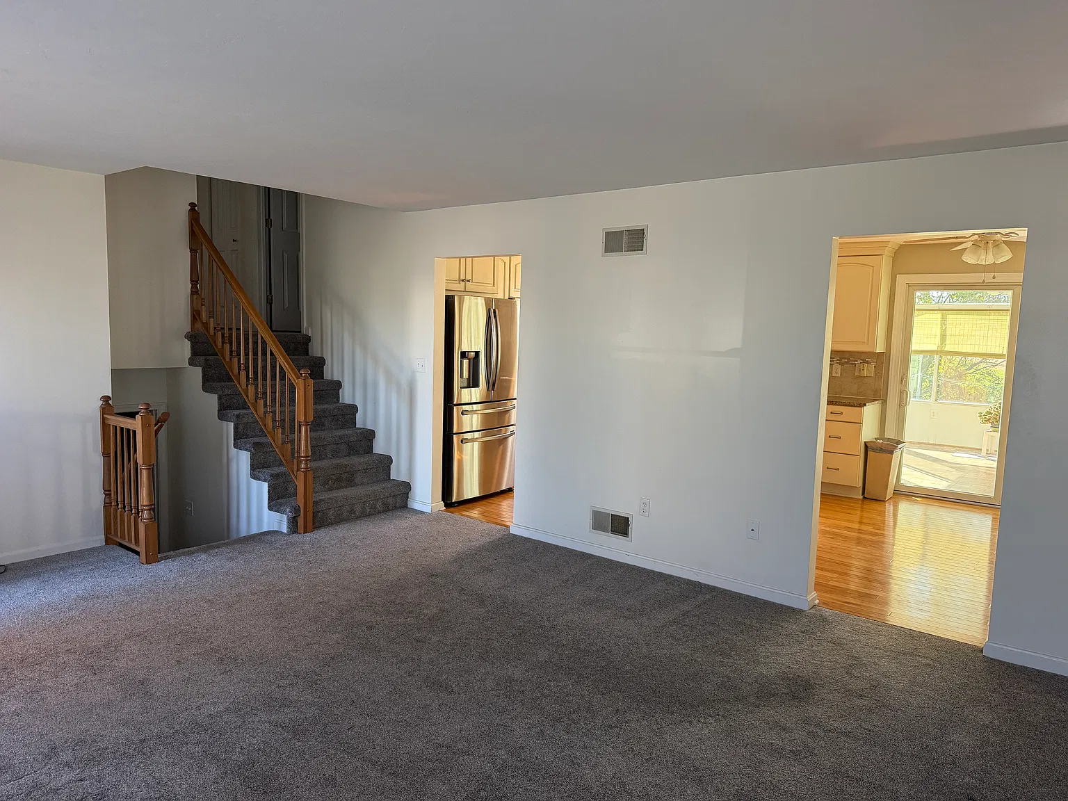 3 bed, 2000 sqft, $2,800 — Photo 4