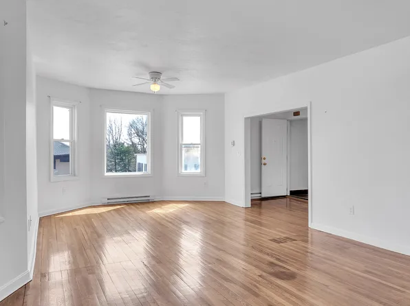 (undisclosed Address), Worcester, MA 01603