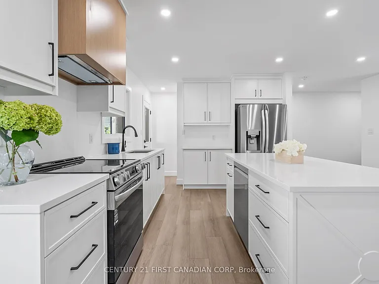 32 Braemar Cres — Photo 18