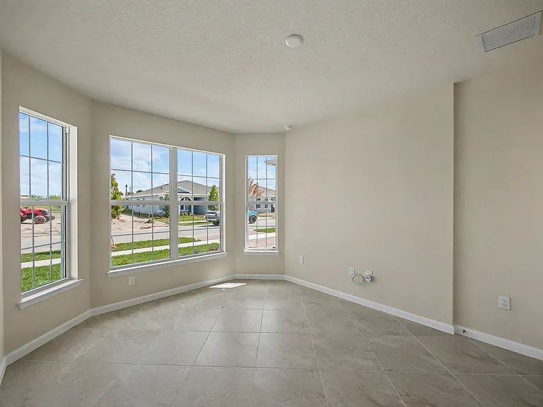 14172 SW Incarnadine Ln — Photo 11