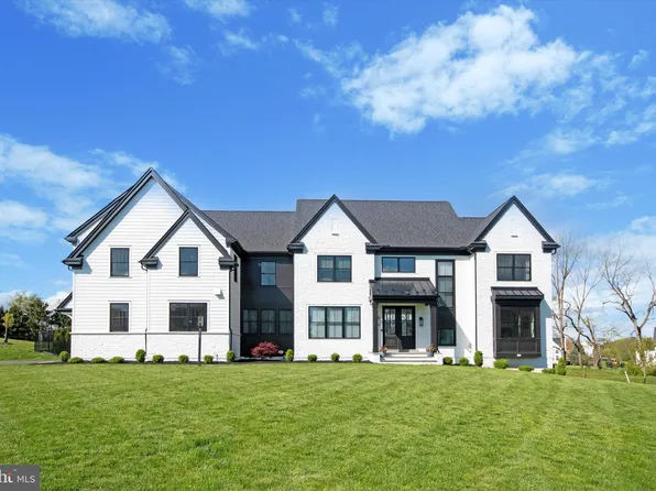 552 Hopwood Rd, Collegeville, PA 19426