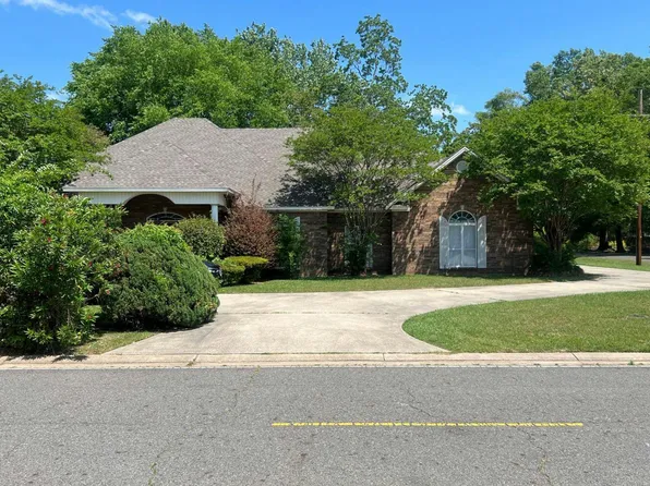 2711 Stokes St, Monroe, LA 71201