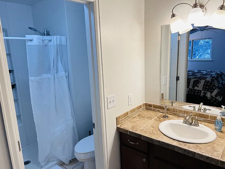 754 Crown Point Dr — Photo 16