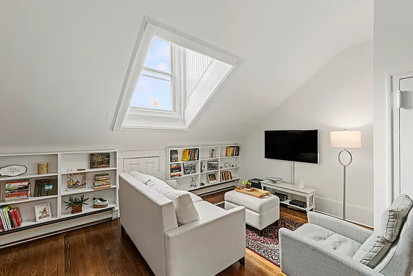 Sold by SERHANT. | media 2