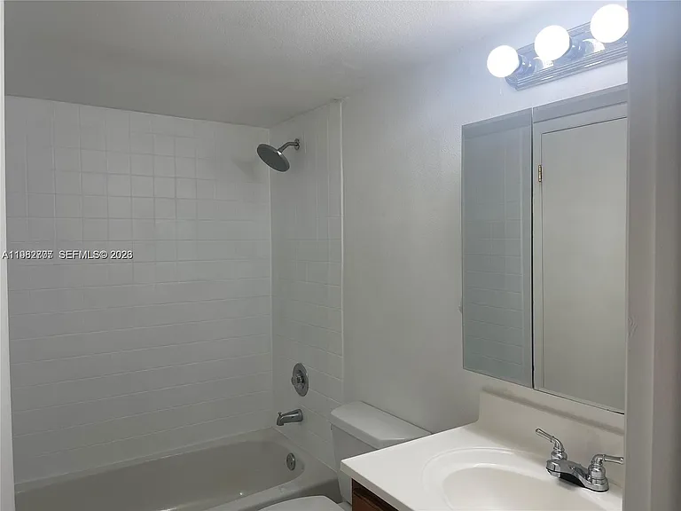 8240 SW 210th St #215 — Photo 6