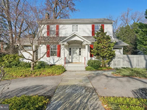 3605 Raymond St, Chevy Chase, MD 20815