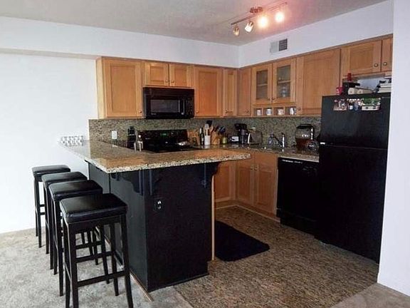 2nd image of 2222 Detroit Ave APT 814