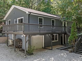 644 Bread And Cheese Hollow Rd, Northport, NY 11768