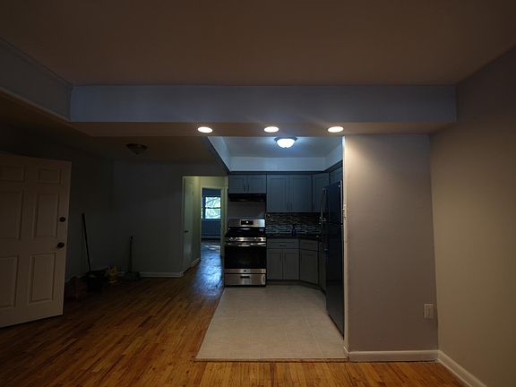 5th image of 1405 Fteley Ave #2