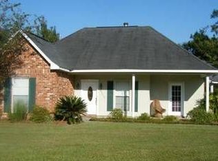 27650 Tall Oaks Dr, Walker, LA 70785
