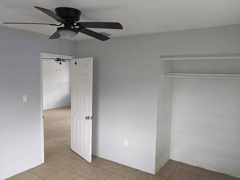 2 bed, 800 sqft, $1,400 — Photo 4