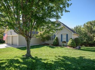 8126 N Harden Dr, Kansas City, MO 64151