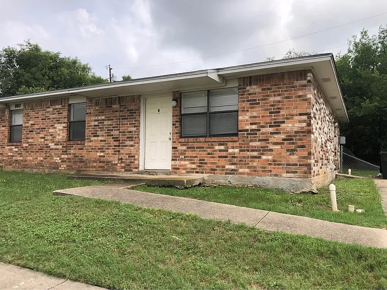 802 Florence Rd #B — Photo 7