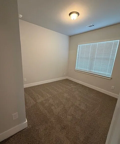 110 Maple Trl — Photo 5