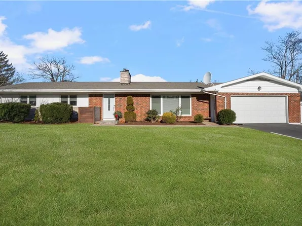 285 School St, Lincoln, RI 02865