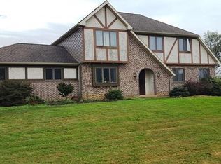 1808 Jennifer Dr, Breinigsville, PA 18031