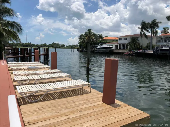 9440 W Bay Harbor Dr APT 2A, Bay Harbor Islands, FL 33154