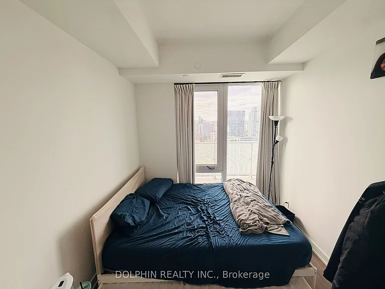 88 Queen St E #4701 — Photo 15