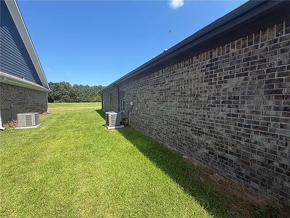 3rd image of 1283 Cater Lee Way