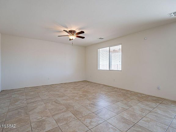 3rd image of 17217 S Emerald Vista Dr