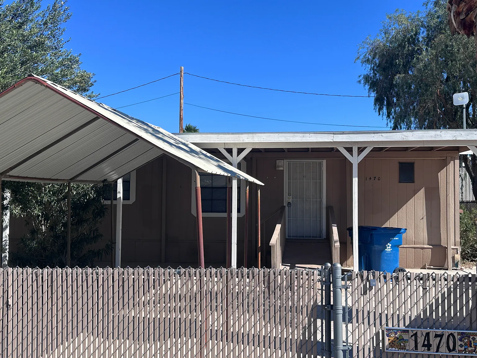 2 bed, 988 sqft, $1,600 — Photo 1
