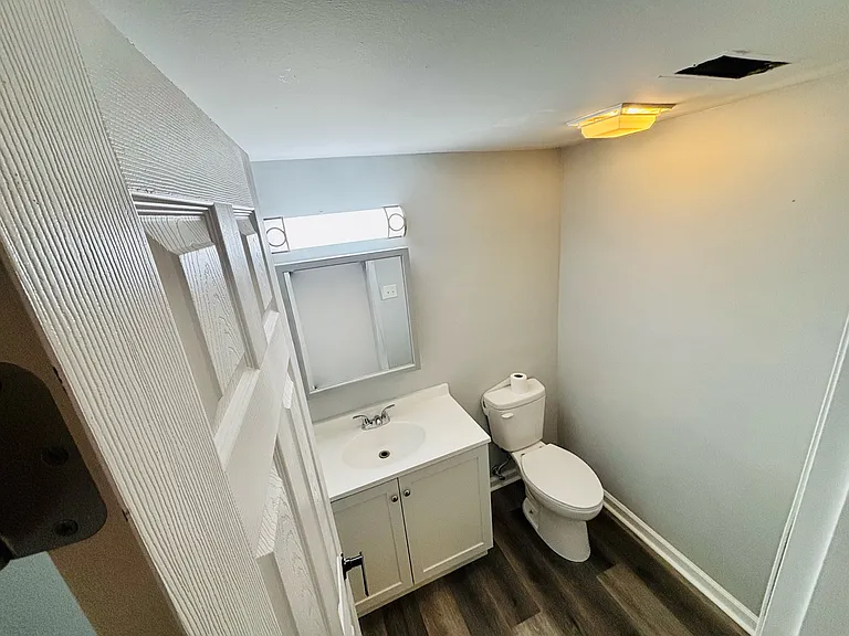 177 Uteg St #206C — Photo 31
