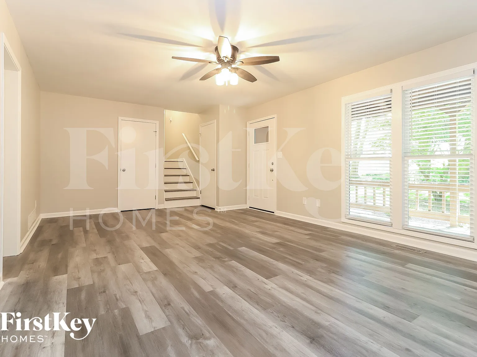 3 bed, 2.0 bath, 1889 sqft, $2,025 — Photo 3