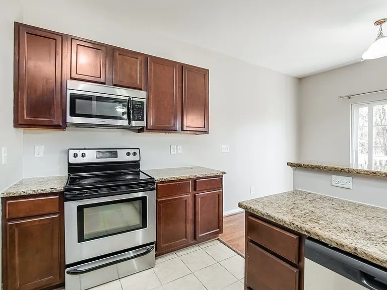 5139 Arbor Chase Dr — Photo 8