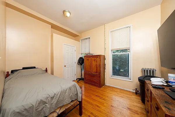 Sold by Reavis | media 24