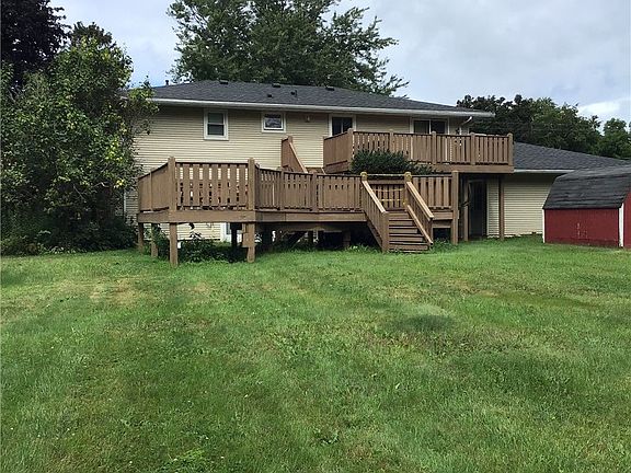 4th image of 7592 Salmon Creek Rd