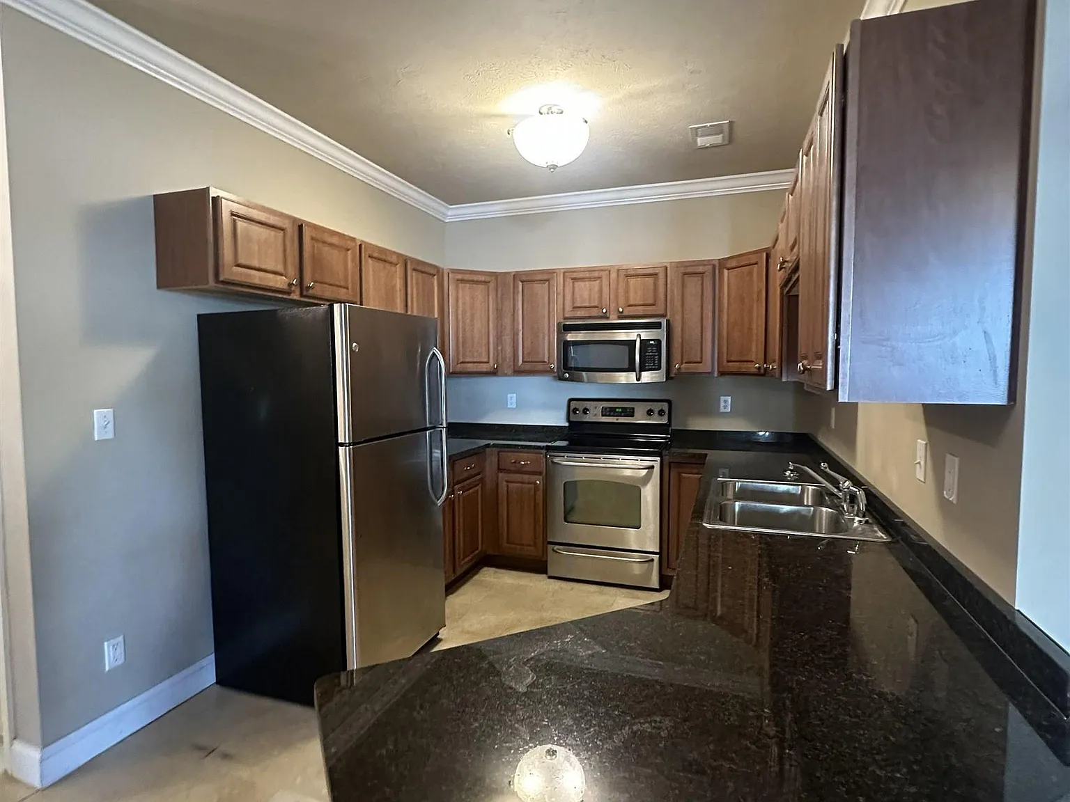 2 bed, 2.0 bath, $1,700 — Photo 4