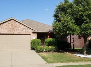 8908 Silent Brook Ln, Fort Worth, TX 76244